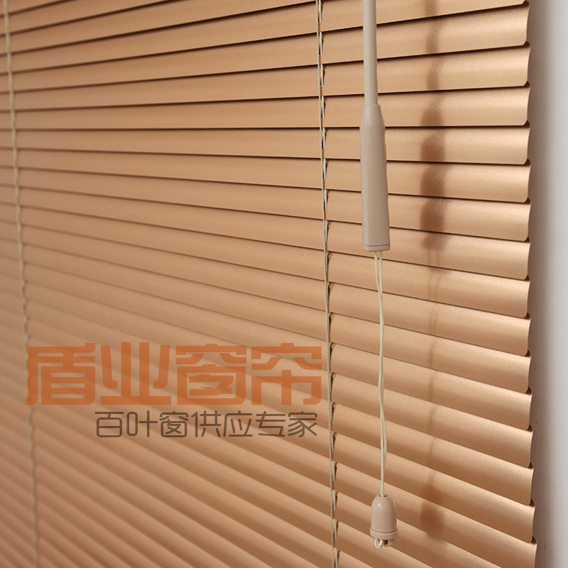 ��ҵһ��ͨ����Ҷ������ͨ���