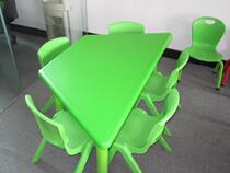 Yucai brand tables and chairs Yucai childrens trapezoidal tables and chairs Plastic tables and chairs Kindergarten plastic tables and chairs