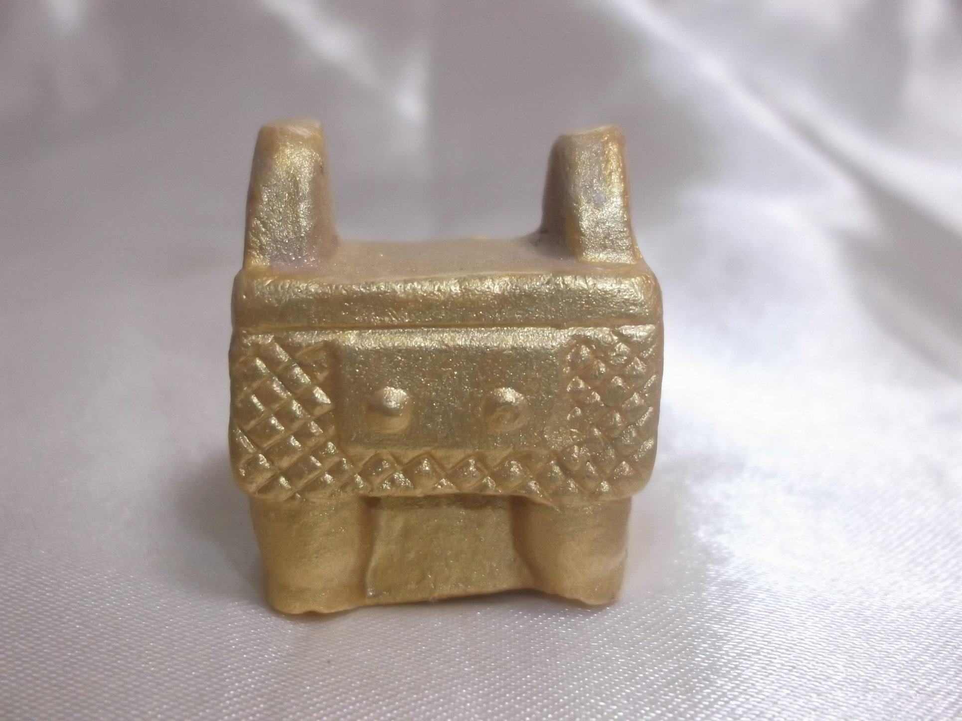 Funeral supplies) Funeral supplies) Funeral supplies) Sacrifice supplies) Funeral supplies Tripod B symbolizes status