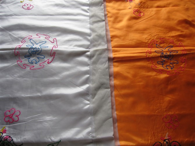 Upscale genuine silk embroidered quilted bedclothes quilted with bedclothes quilted with gold cover silver Funeral funeral items