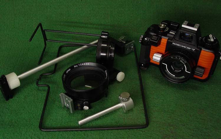 Diving also orange peel - NikonOS - V near the attachment