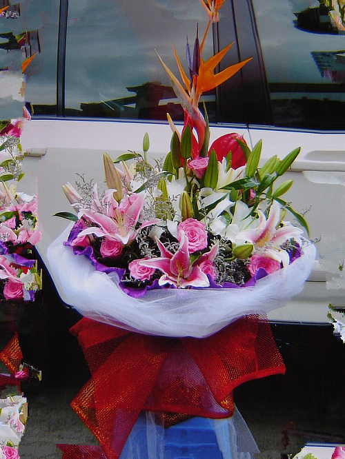 江阴溧阳枣阳香水百合花束金坛同城鲜花速递朋友同事领导长辈礼物