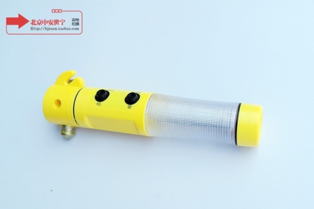 Four - in - one safety hammer Lifetime hammer flash flash cutter Multi - functional hammer battery