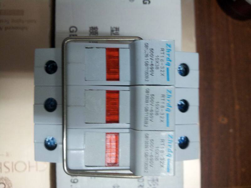 Zhenghao fuse seat insurance tube seat RT18-32X 3P with fuse R015 10*38