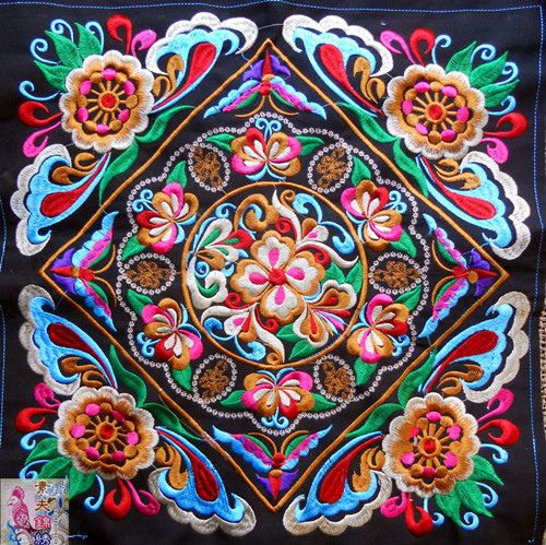 The whole network is complete with machine embroidery pieces ethnic embroidery miao embroidery accessories decoration 36cm embroidery pieces ethnic embroidery cloth