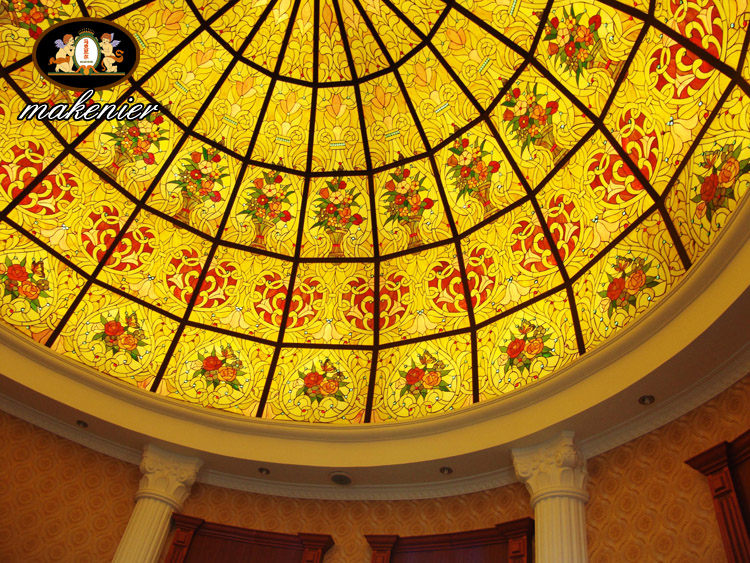 Customized Villa Yanyang Hotel Bar Club Western Restaurant Small Ceiling European Church Color Art Glass