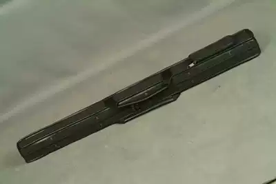 A wooden wooden wood type French double bass Bass Bass bass bow box box