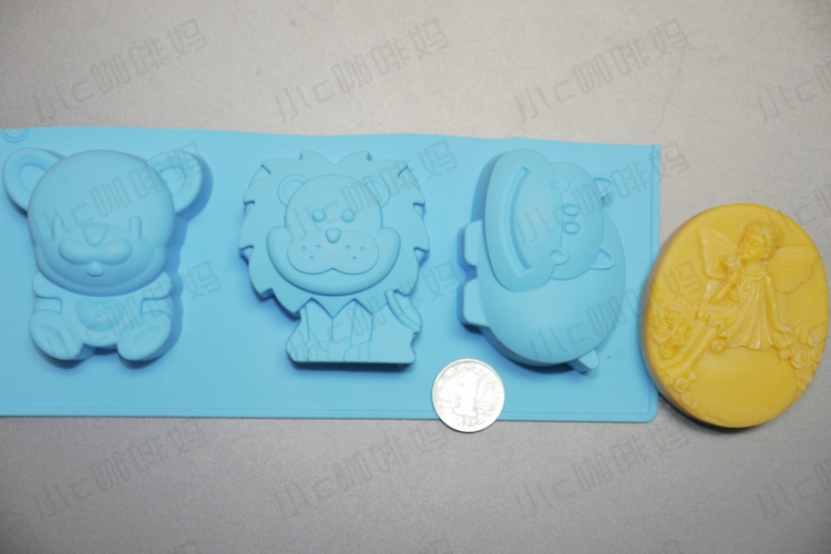 Soap mold——big lion hippo bear half-version (3 pieces) into soap about 70g, a total of about 210g, thin and soft