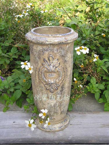 European-style retro floor-standing vase Home decorations Ornaments Foreign trade exports Stoneware made of old flowers