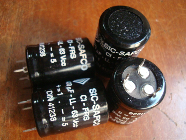Original dress French SIC-SAFCO DIN41238 Department 63V 470UF Fever Audio filtering electrolytic capacitor