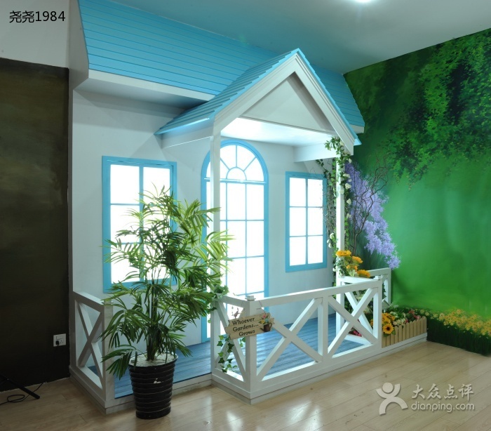 Exhibition new photo gallery Photography Props Real Scene Photography Shed Real View Production Design Han Wedding Dress w-1687