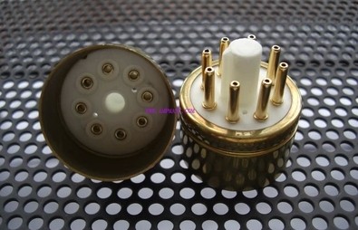 Electronic tube seat 6N8-G gold-plated tube base is suitable for 6N8 electronic tube pin gold-plated