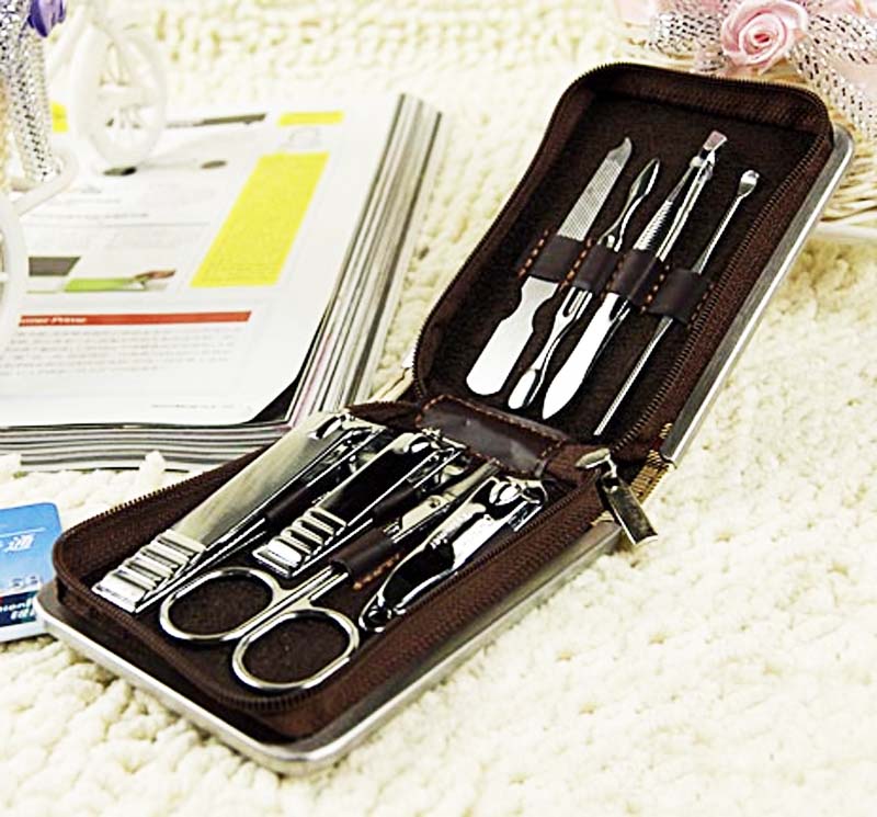 Beauty 9 pack gift package nail knife with file spoon eyebrow cut eyebrow cut and nail toolkit