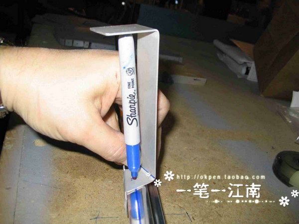 Three Foe Mark Pen 30003 Blue Industrial Marker Pen Hit Pen Sharpie