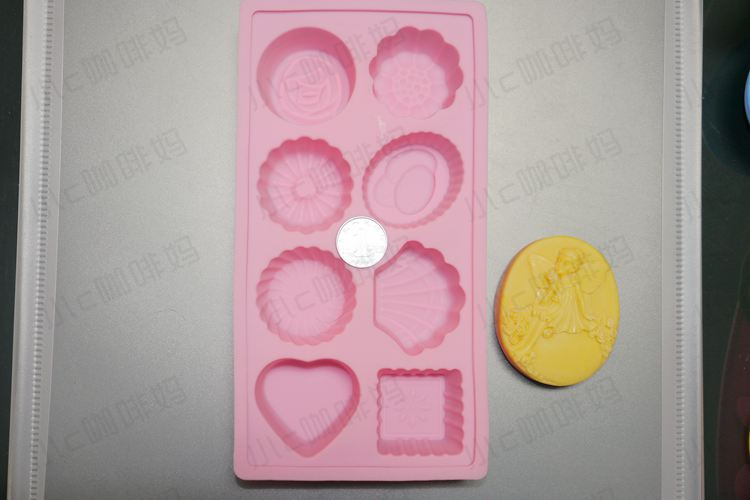 Soap mold - 8 joints of shells and other shapes, about 40g each, a total of about 300g