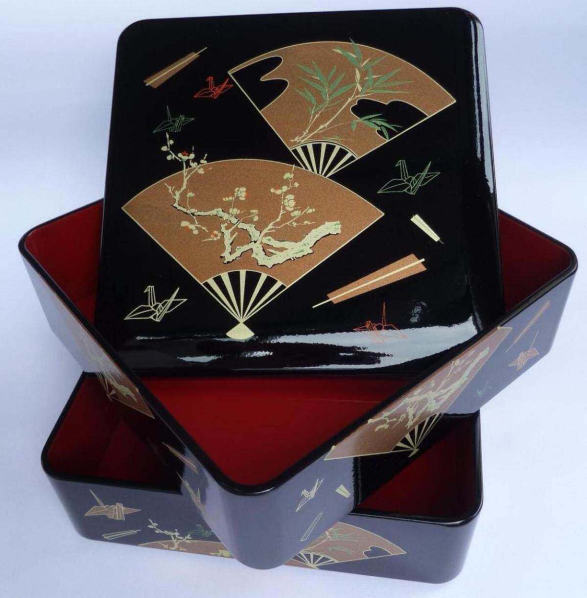 Japanese Chronicle Lacquer 2 floors square black and wind one thousand Crane Umbrella Shaped Plum Blossom Bamboo Leaves with lid lacquered box lacquered tub