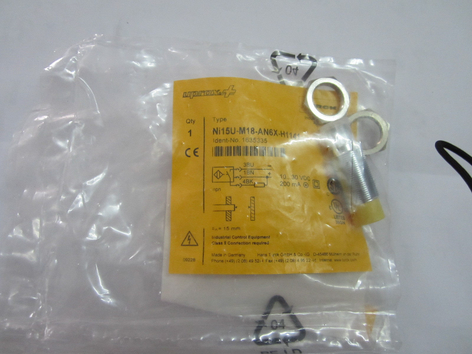 The new original dress Ni15U-M18-AN6X-H1141 is close to the switch