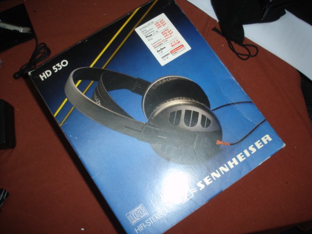 Senheisel HD530 Generation 300 Eurofilled with new full set (HD580 HD560 HD540)