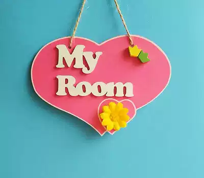 Little Princess European creative home decoration wall clothing store listed personality wooden door decoration can be customized