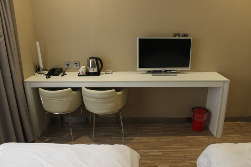 Custom Shortcut Guest House Guest Room Table Brief Writing Desk TV Cabinet Computer Desk Rack Rental House Furniture Hotel-Taobao