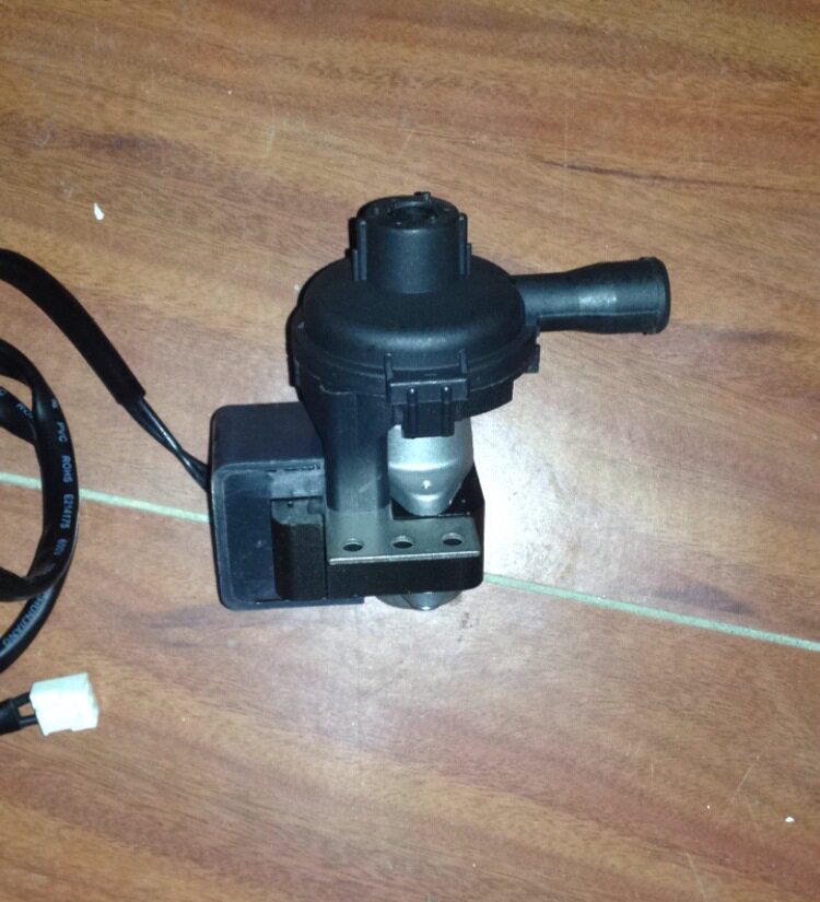 Applicable ceiling embedded air conditioning pump motor Central air conditioning embedded drainage motor Condensate drainage pump