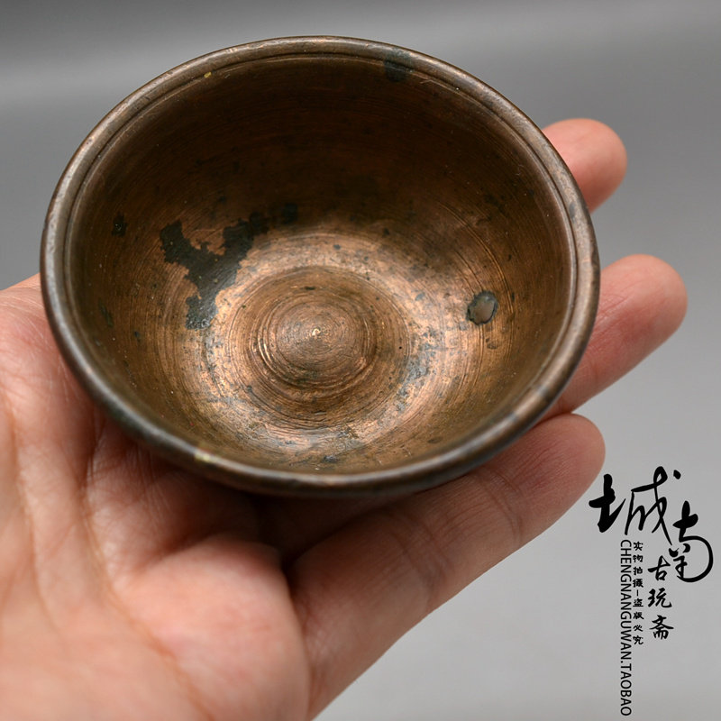 The Qing Dynasty Mizong Tibetan Buddhism Supplies pure red copper crisp oil lamp bowl water purification bowl Buddha lamp 8 for bowl and ancient play antiques