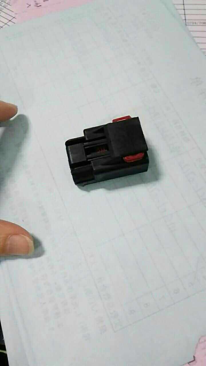 DJ7036B-2 8-21 Automotive connector 3-hole Automotive connector Take sample Please consult customer service