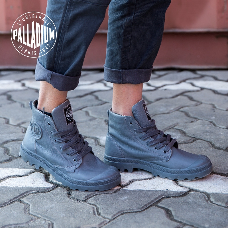 palladium pampa leather