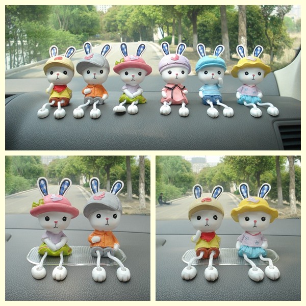 可爱汽车摆件 情侣长耳兔吊脚娃娃 创意车内饰品 车上装饰品公仔