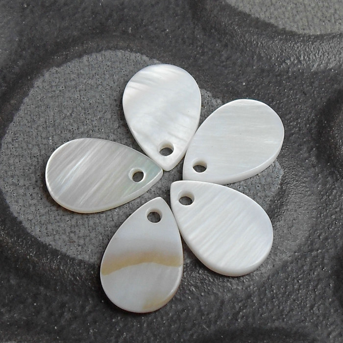 Side Holes Natural Shells 5 * 8 8 * 12mm Drop Hanger Accessories DIY Ornament Hair Accessories Material Wholesale