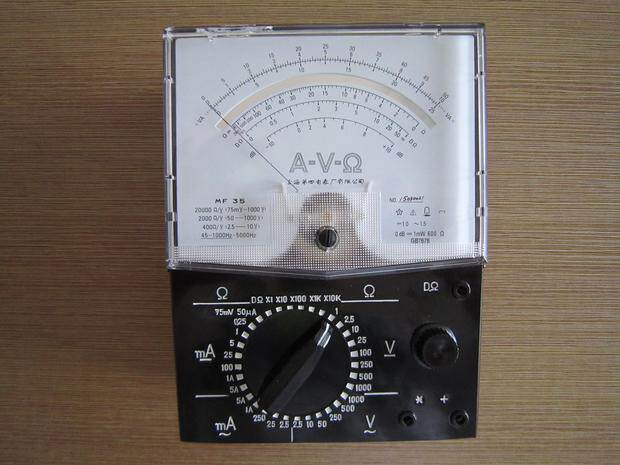 MF35 high-precision multimeter MF35 pointer multimeter Shanghai fourth factory original fake one compensation Ten