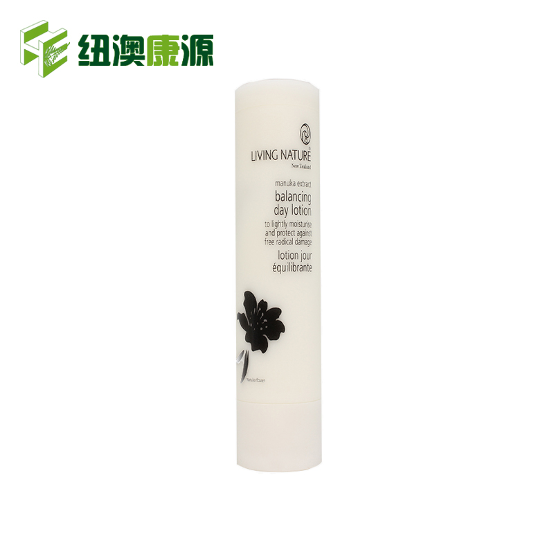 Living Nature平衡日间乳液 调节肌肤水油平衡 深层消灭痤疮菌
