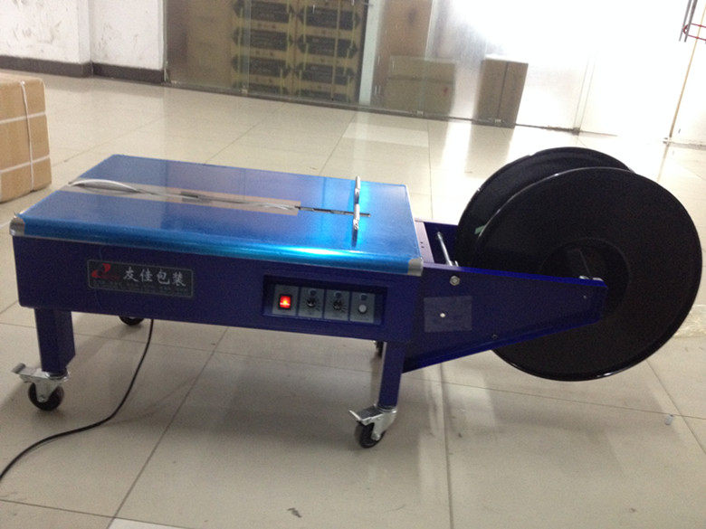 Double motor strapping machine semi-automatic strapping machine automatic strapping machine Beijing door-to-door installation and commissioning