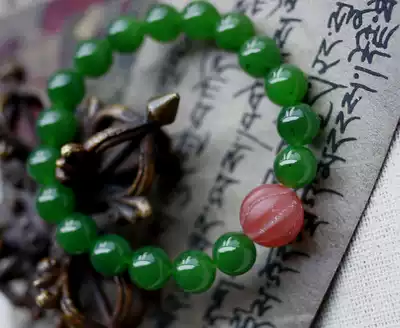 Huanshanyao clear water from Qingbo idle Russian pit Jasper hands several pieces