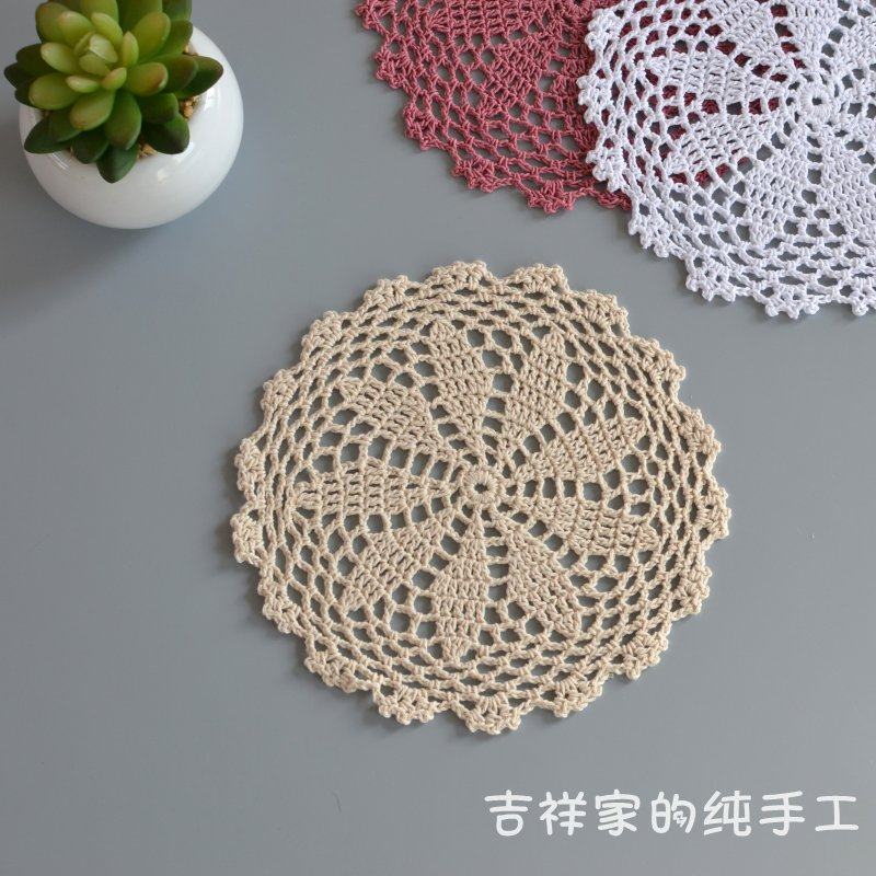 Auspicious home pure handmade crochet flower A31L637 round about 18CM dinner plate vase mat American pastoral forest system Nordic wabi