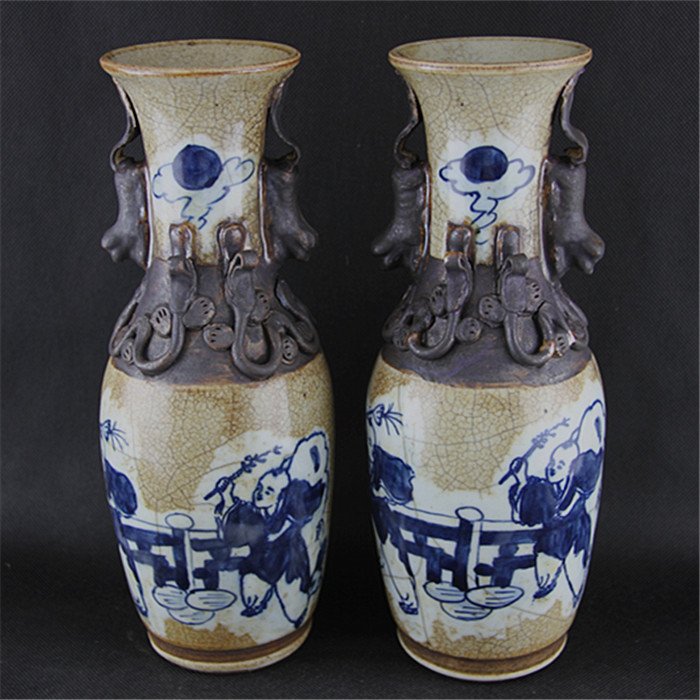 Ancient Play Collection Pinch Carved Lion Grass Dragon Tattooing Green Blossom Baby Drama Flowers Basket Bottle Cultural Revolution Factory Goods Imitation of Ming Dynasty Kiln Porcelain