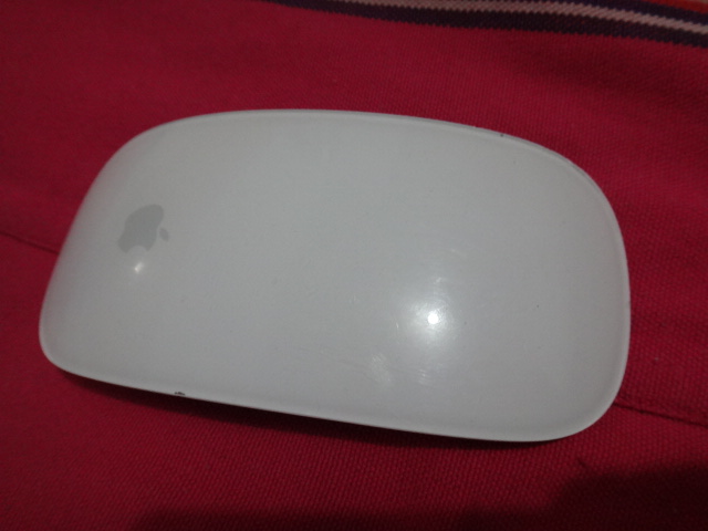 Used Apple Apple Bluetooth mouse wireless mouse A1296 Apple mouse for mac