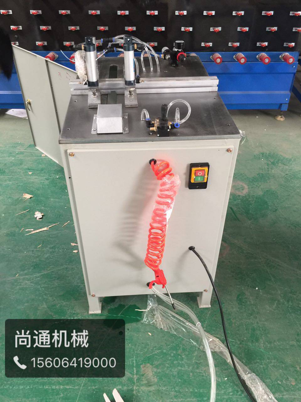 Santong pneumatic lattice machine manual door and window equipment to produce straight bearing cross cutting saw manufacturer direct selling