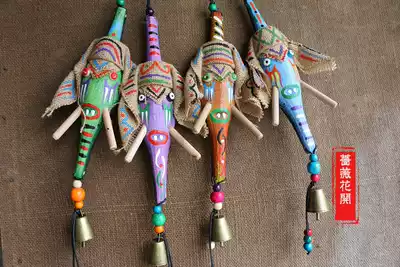 Yunnan craft gift decoration Bar inn Dongba savage pendant wind chimes Shop decoration Wooden wind chimes personality wall hanging