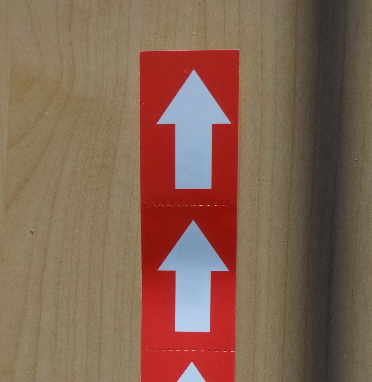 Goods Mark Price Tag Shelf Visa with Arrow label Supermarket Mall Goods Sign in the direction indicating sign one thousand sheet 6 Yuan