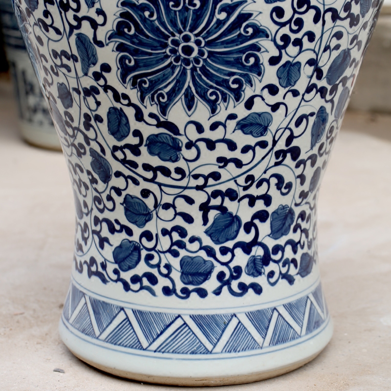 Blue and white porcelain of jingdezhen ceramics hand - made bound lotus flower of large vase household archaize sitting room place the general tank