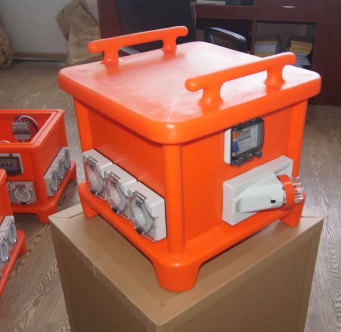 Moisture-proof maintenance plug socket box waterproof explosion-proof distribution box industrial combination socket box household portable power supply