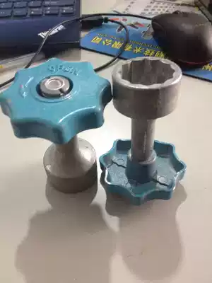 Oxygen cylinder switch on-off valve