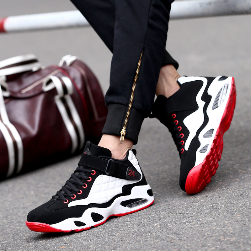 Спортивный мах. Крутые спортивные кроссовки. Топовые кроссовки. Топ кроссовки. Необычная спортивная обувь.