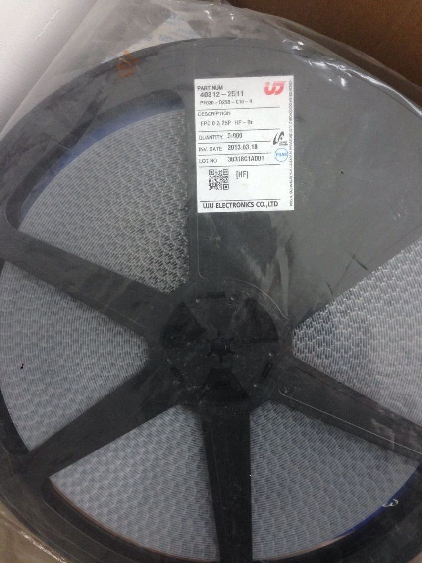 Original UJU connector PF030-025B-C10-H PF030-O25B-C10-H unopened