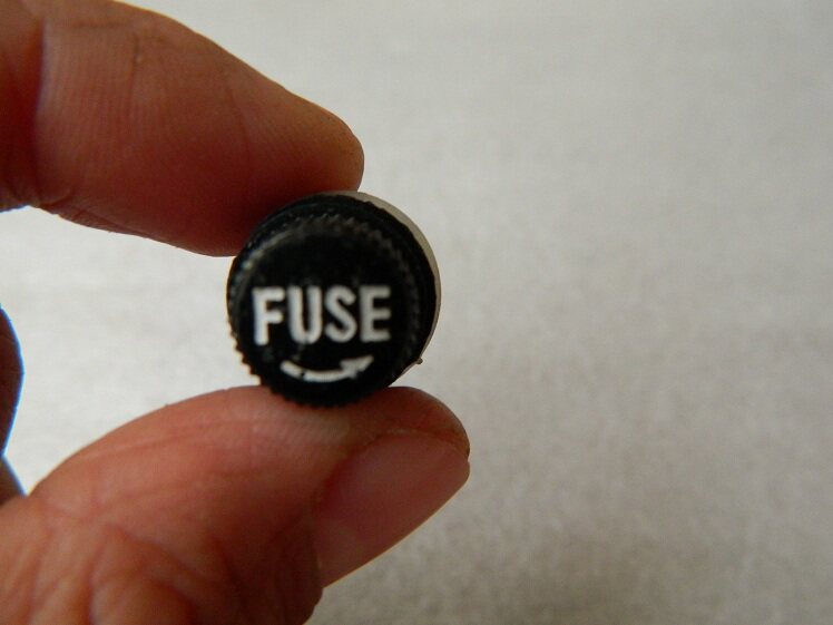 New 5x20mm fuse Holder 10a 250v Inlay Knob Fuse Tube