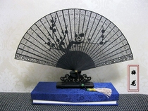 New carved su fan ebony ebony ebony folding fan female sandalwood fan Chinese style gift to foreigners craft fan