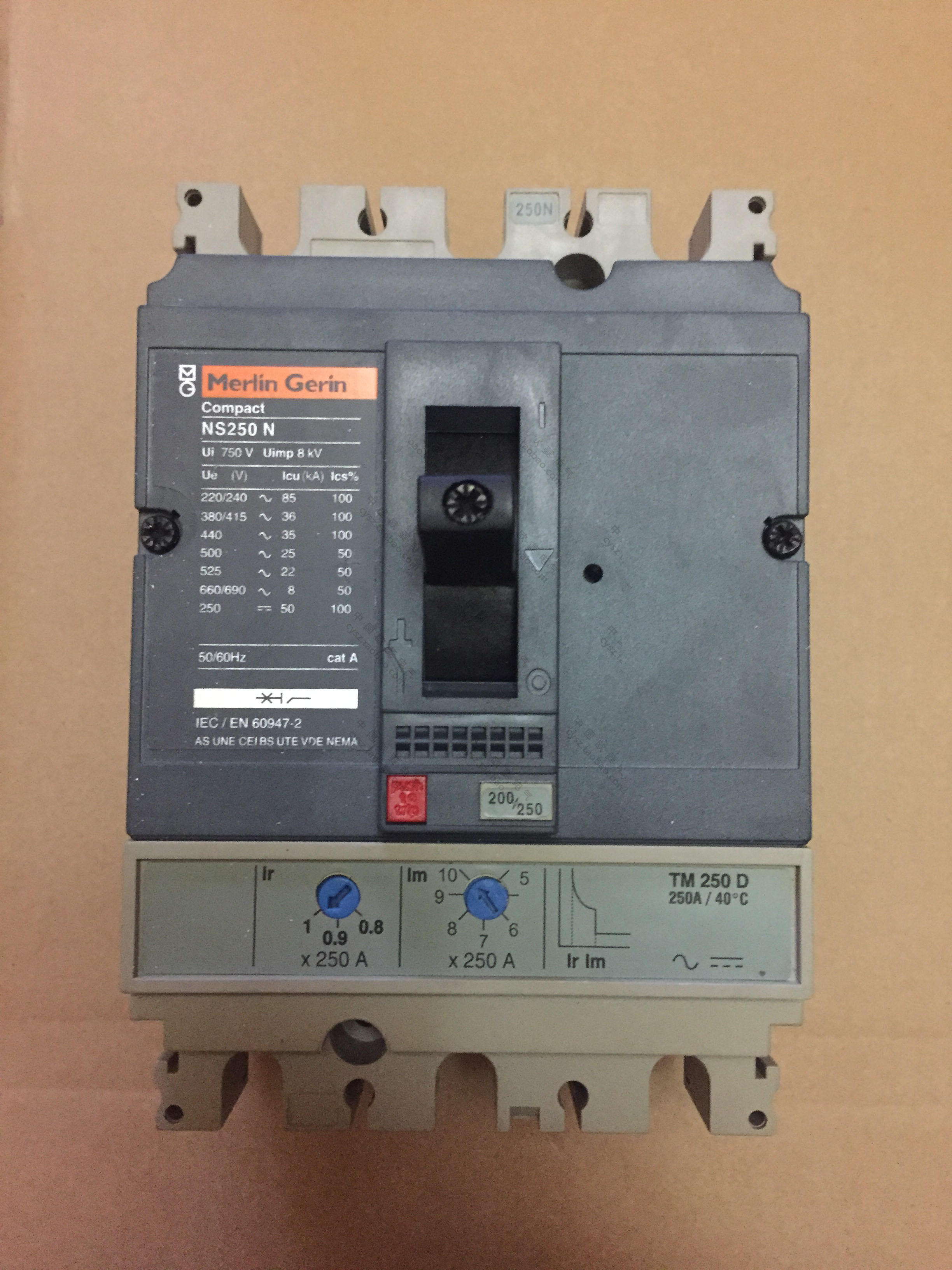 Schneider Molded Case Circuit Breaker Air Switch NS 250N H L 3P 160A 200A 220A 250A