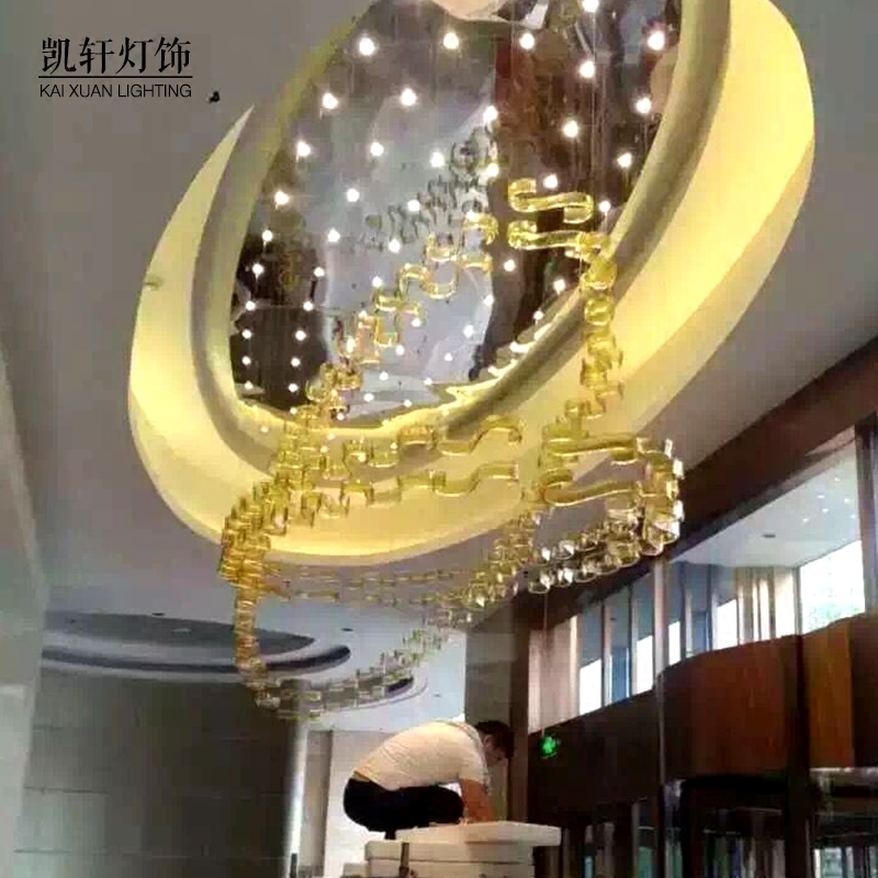Engineering custom Hotel lobby front desk Luxury mansion Atrium sky pendant S-type glass glass piece pendant pendant