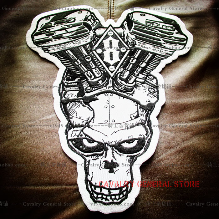 (Shock Rare) Locomotive Rider's Engine Skull Skull Oversize Back Adorned with a fur coat Jedi